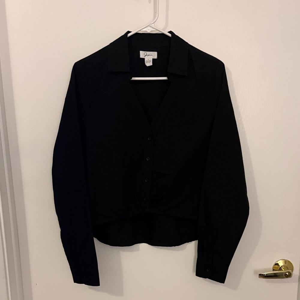 Japna Elegant Black Women's Crop Button Down Shirt